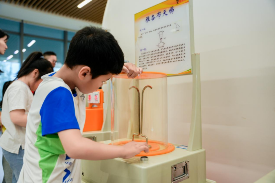 世界读书日｜书香伴科创，经典诵读正当时，周日来榕少图赴书香之约吧！