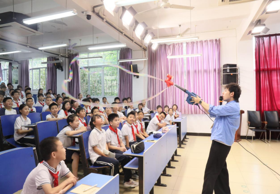 薪火相传守初心·馆校合作育新才 ——福州市“科学萤火行”系列科普活动（永泰专场）