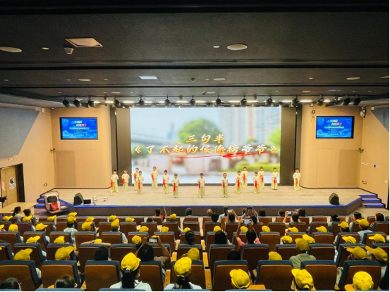 山海同阅 科技筑梦：连江百余名师生 赴榕开启科普研学之旅