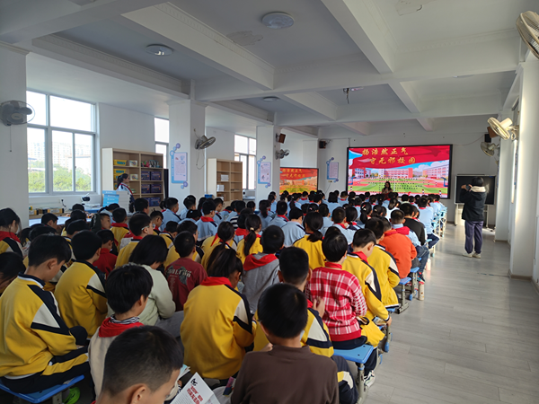 筑牢校园反邪防线 守护学子健康成长——“扬浩然正气 守无邪校园”反邪教宣传主题活动走进仓山三小