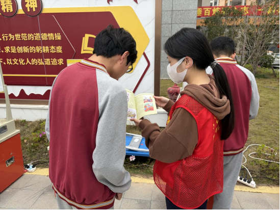 福州市反邪教协会携手福清二中 共筑反邪思想防线