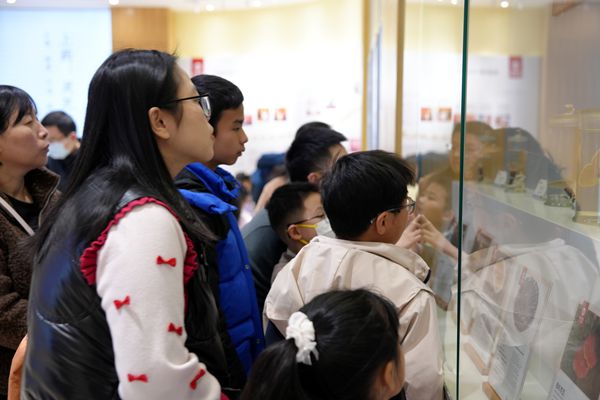 灵芝闽都研学行：探秘「仙草」背后的科学密码