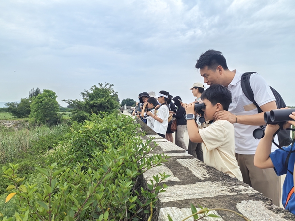 “解码候鸟迁徙 守护生命航道”闽都科普研学行成功举办
