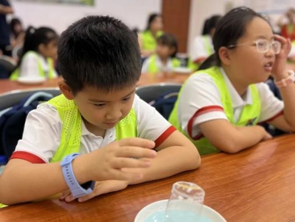 “筑梦未来”大型科普活动暨福州科技馆“玩转科学•手工作坊”第三期活动举办