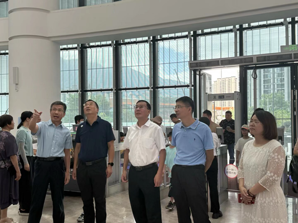 安庆市科协领导参观调研福州科技馆