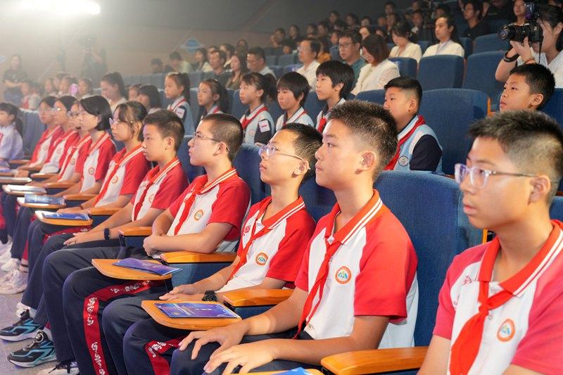当科学家故事被少年搬上舞台：一场跨越时空的“精神接力”在晋安上演